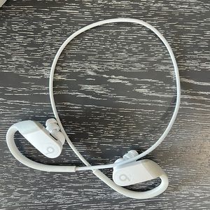 White beats headphones